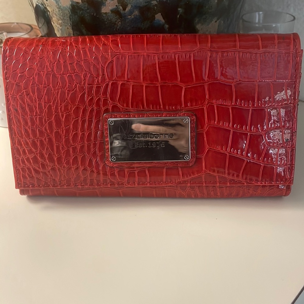 Large wallet, by Liz Claiborne